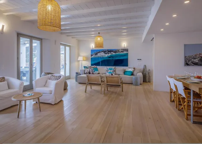 The Gallery - Elegant In *